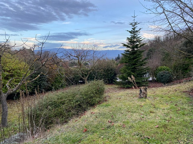 Villa sur terrain hors lotissement a viabiliser